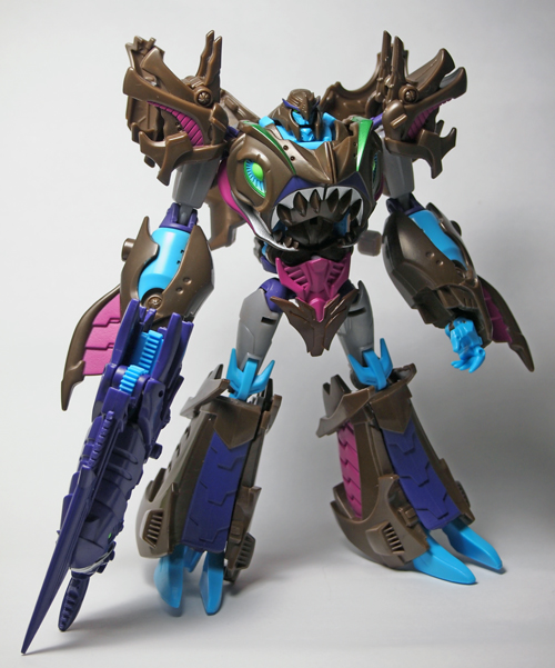 sharkmega02.jpg