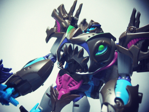 sharkmega03.jpg_effected.png